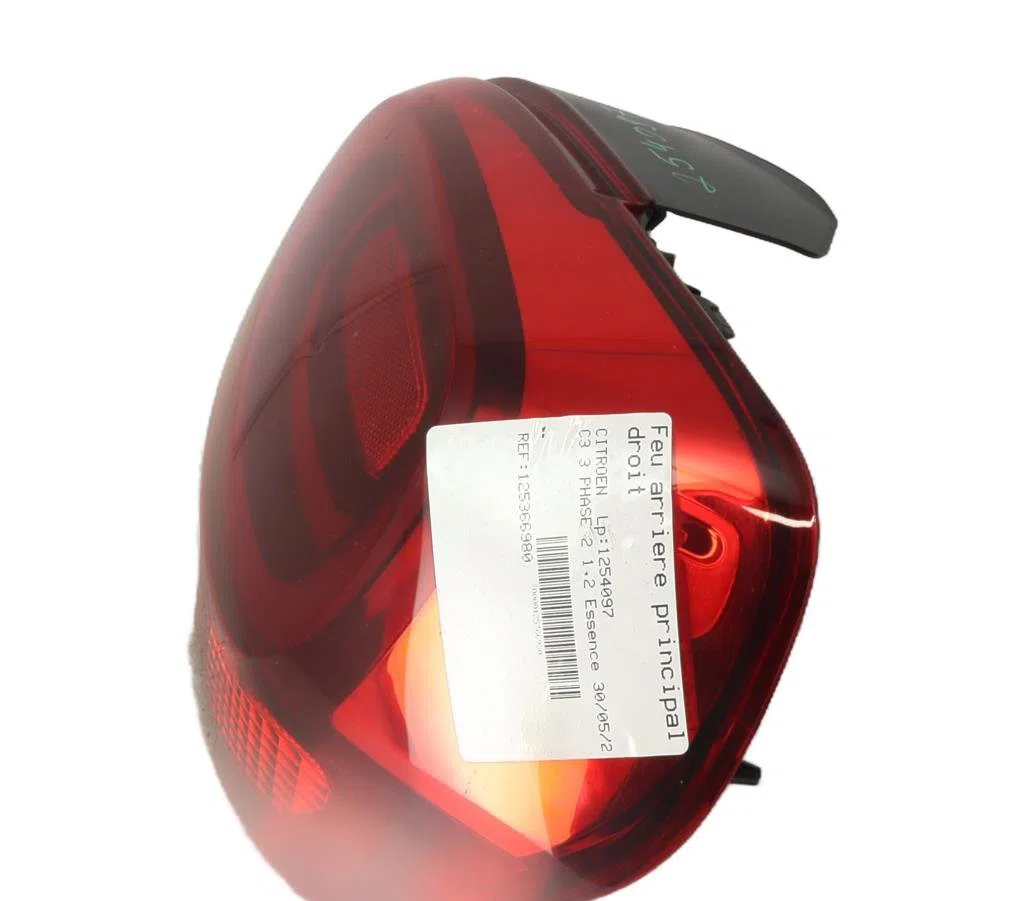Feu arrière droit Citroen C3 III (SX) 1.2 puretech 82 (2018) 5 portes occasion