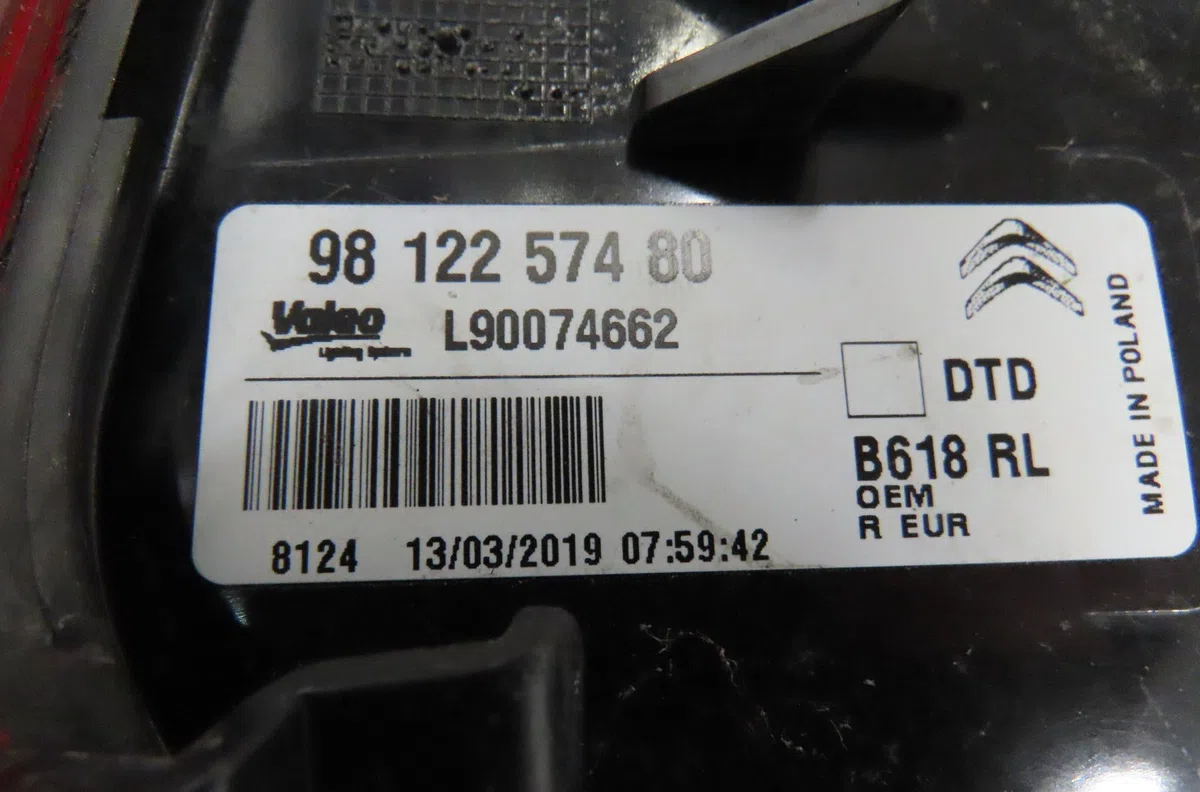 Feu arrière droit Citroen C3 III Van (SX_, SY_) Bluehdi 100 (2019) occasion