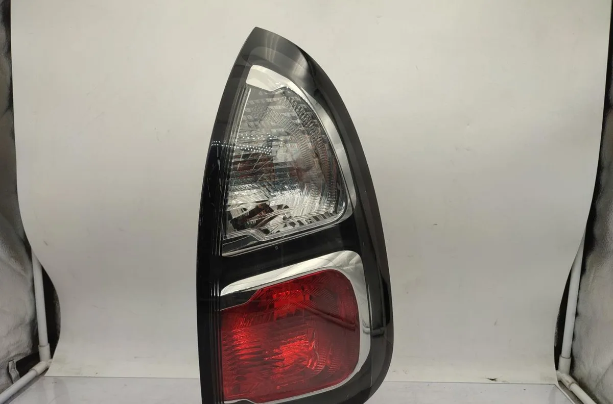 Feu arrière droit CITROEN C3 PICASSO PHASE 2 occasion