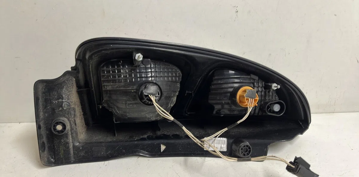 Feu arrière droit Citroen C3 PICASSO (SH_) 1.6 hdi (2009) 5 portes occasion