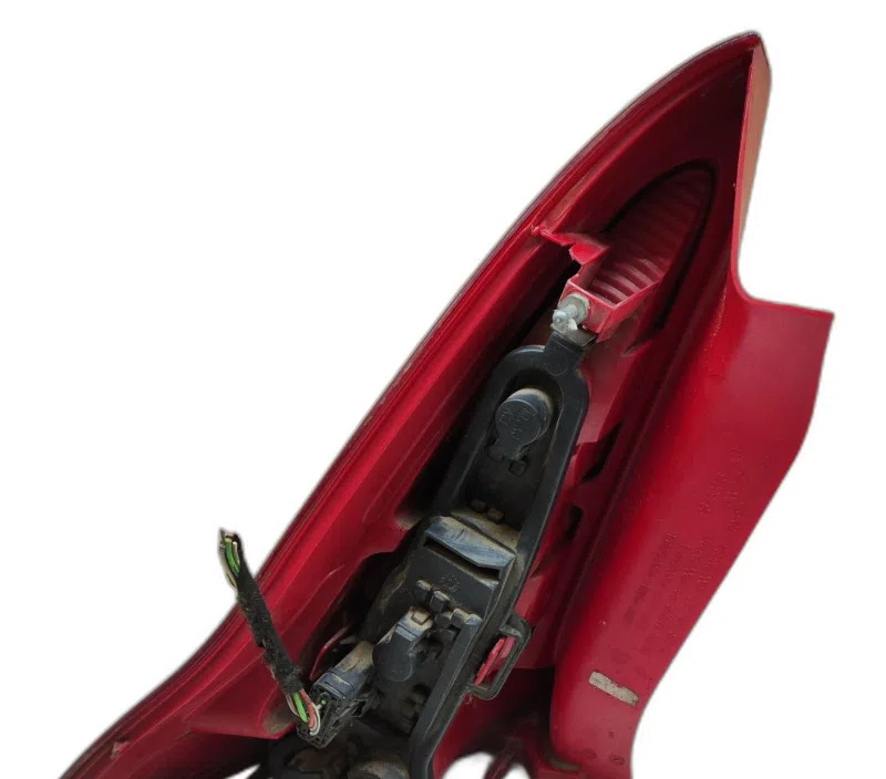 FEU ARRIERE DROIT CITROEN C4 00006351T6