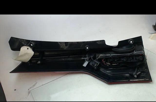 Feu arrière droit Citroën C4 GRAND PICASSO I (UA_) 1.6 hdi (2006-2011) 5 portes occasion