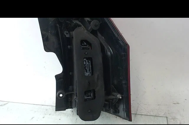 Feu arrière droit Citroën C4 GRAND PICASSO I (UA_) 1.8 i 16v (2006-2010) 5 portes occasion