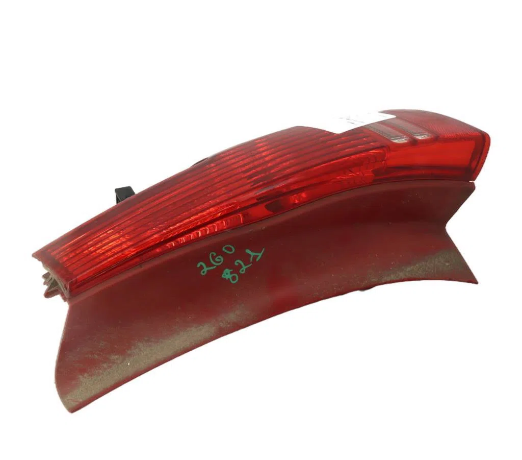 Feu arrière droit Citroen C4 I (LC_) 1.6 16v (2004-2011) 5 portes occasion