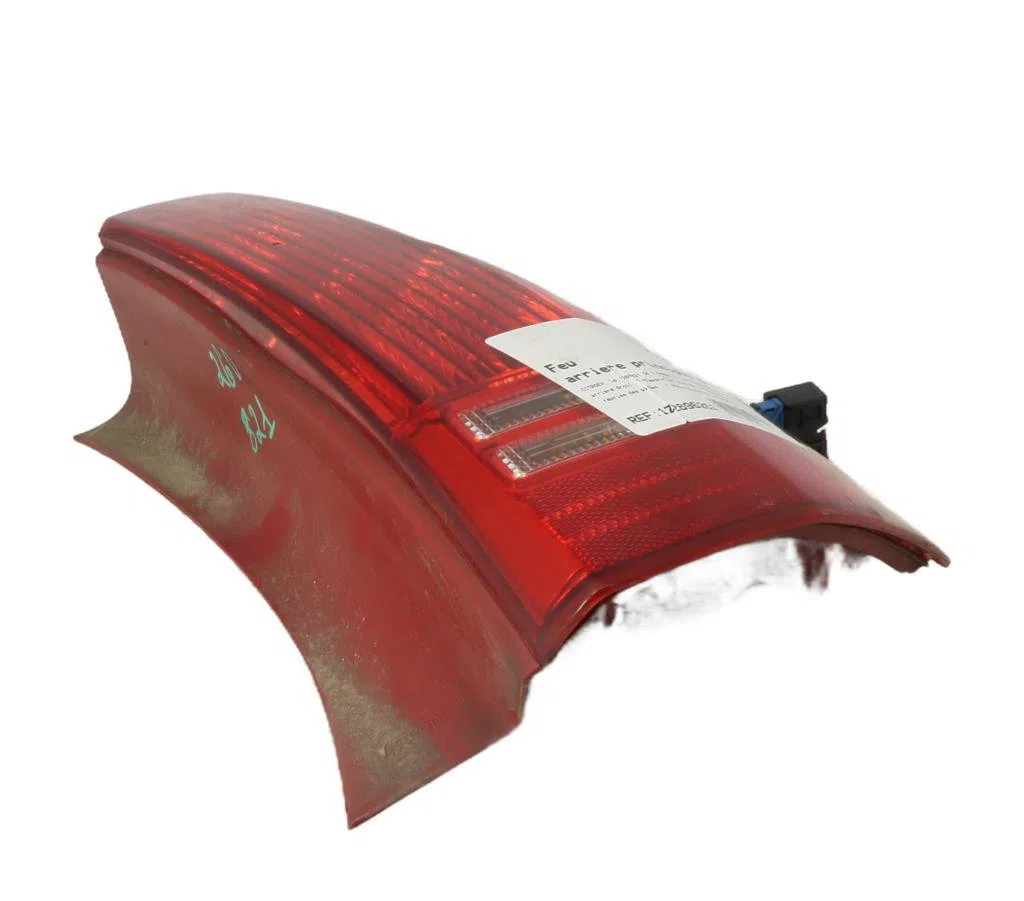 Feu arrière droit Citroen C4 I (LC_) 1.6 16v (2004-2011) 5 portes occasion