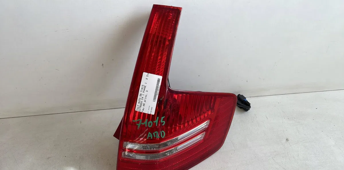 Feu arrière droit Citroen C4 I (LC_) 2.0 hdi (2004-2011) occasion