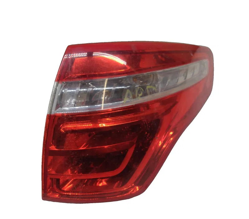 FEU ARRIERE DROIT CITROEN C4 PICASSO I 9653547480