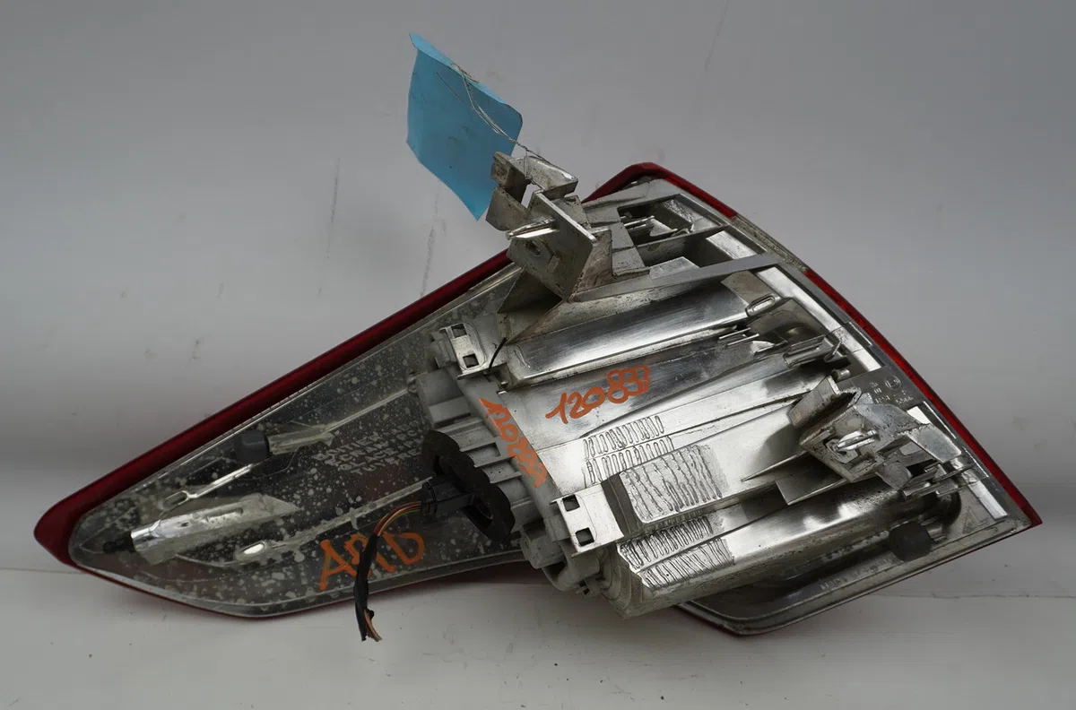 Feu arrière droit Citroen C4 PICASSO I Monospace (UD_) 1.6 hdi (2007-2013) 5 portes occasion