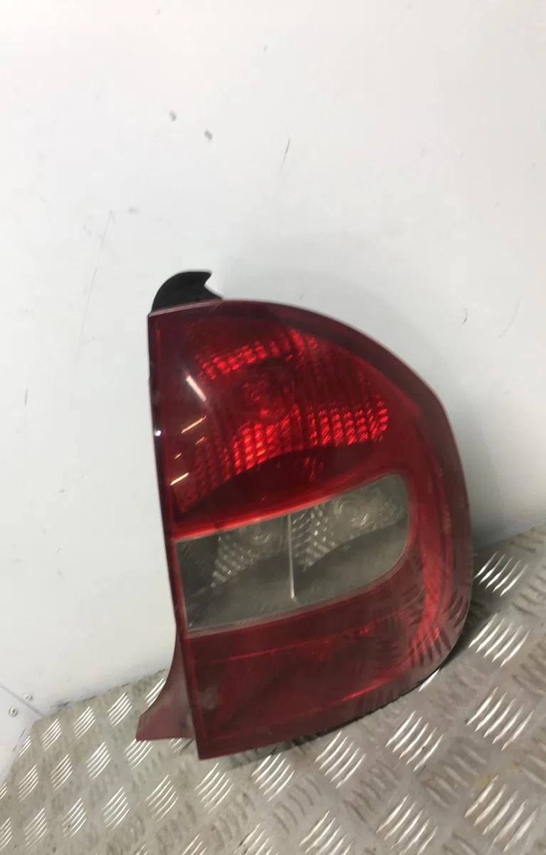 Feu arrière droit CITROEN C5 1 PHASE 1 occasion