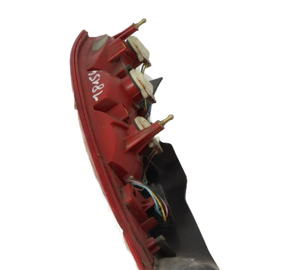 Feu arrière droit Citroen C5 I Break (DE_) 2.2 hdi (de4hxb, de4hxe) (2001-2004) occasion