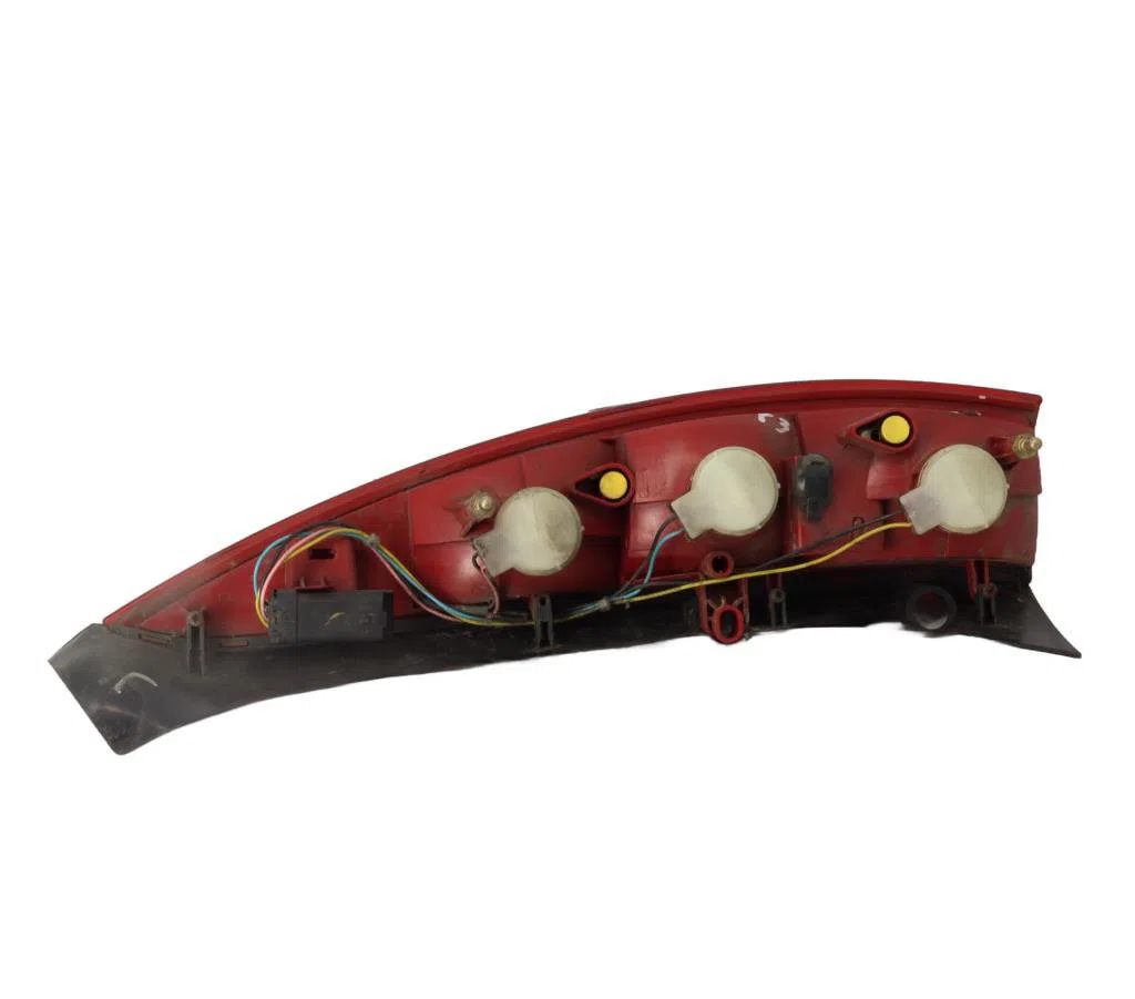 Feu arrière droit Citroen C5 I Break (DE_) 2.2 hdi (de4hxb, de4hxe) (2001-2004) occasion