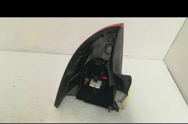 Feu arrière droit Citroen C5 II (RC_) 1.8 16v (rc6fzb) (2004-2005) occasion