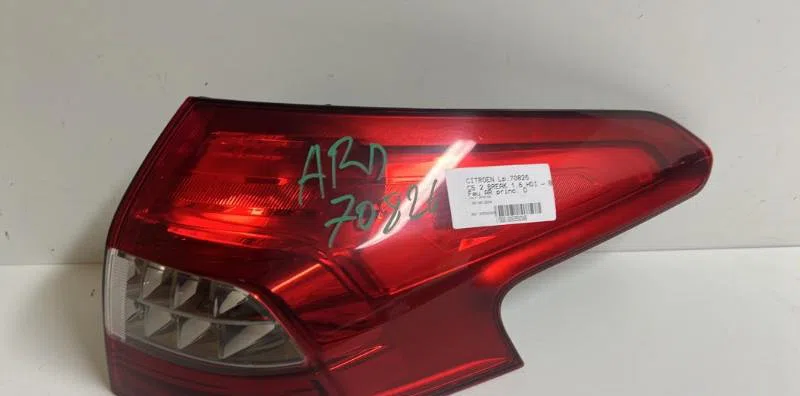 Feu arrière droit Citroen C5 III Break (RW_) 1.6 hdi 110 (2008) occasion