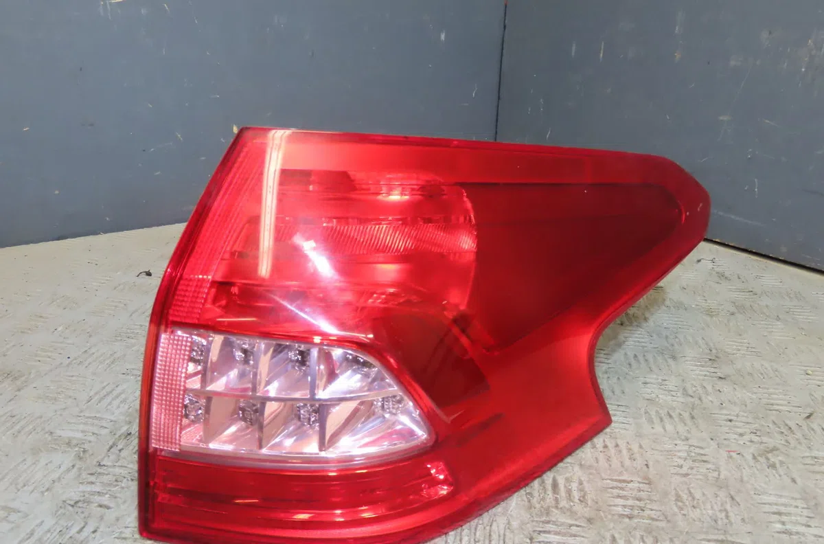 Feu arrière droit Citroen C5 III Break (RW_) 2.2 hdi (rw4hth) (2008-2011) occasion