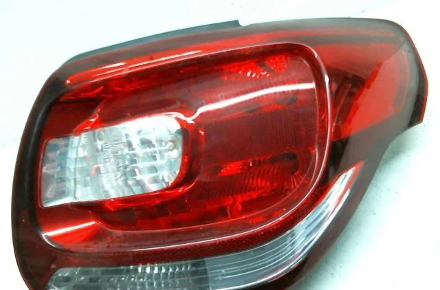 Feu arrière droit Citroen DS3 (SA_) 1.4 vti 95 (2010-2015) occasion
