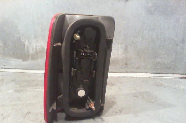 Feu arrière droit CITROEN EVASION Phase 1 07-1994--09-2002 occasion