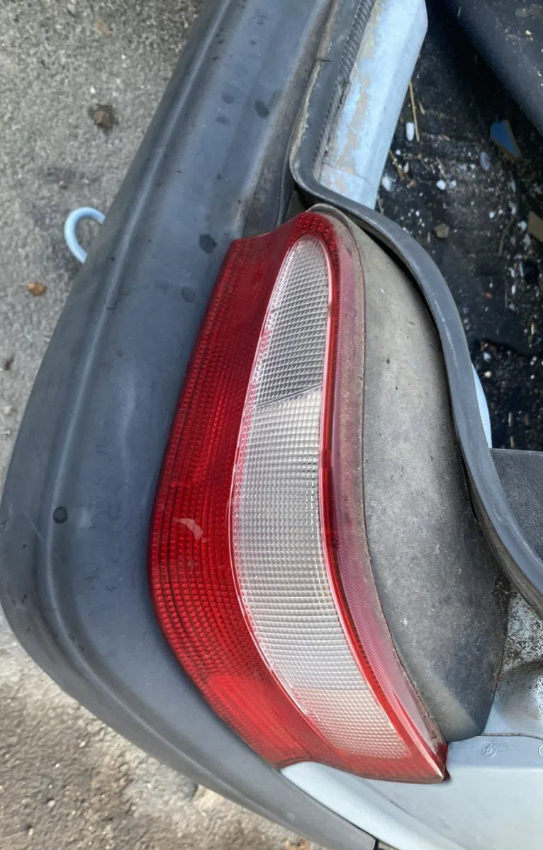 Feu arrière droit CITROEN SAXO PHASE 2 occasion