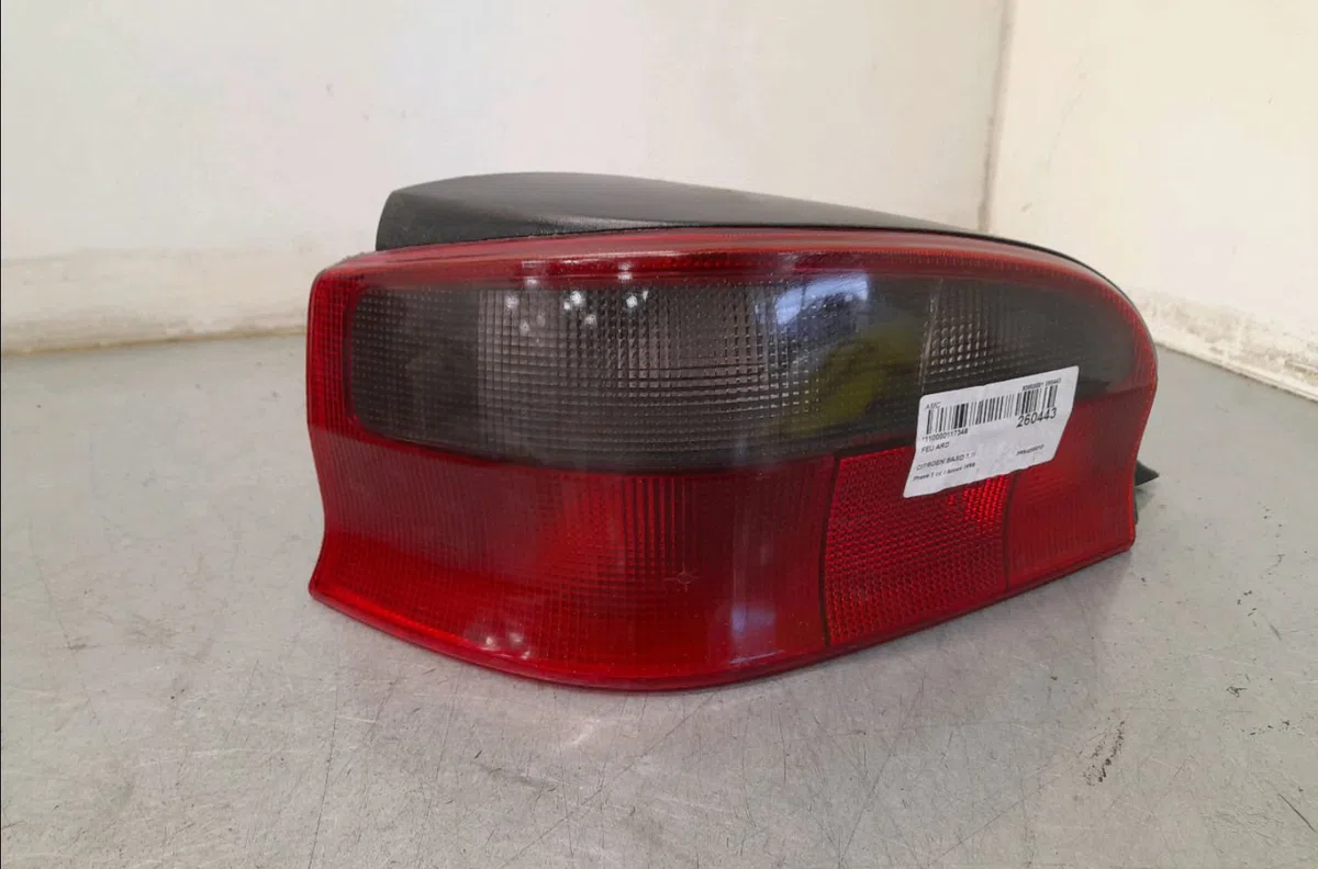 Feu arrière droit Citroen SAXO (S0, S1) 1.1 x, sx (1996-2003) 5 portes occasion
