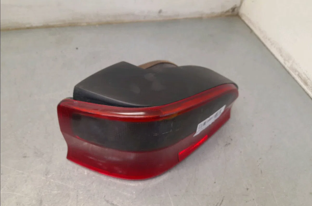 Feu arrière droit Citroen SAXO (S0, S1) 1.1 x, sx (1996-2003) 5 portes occasion