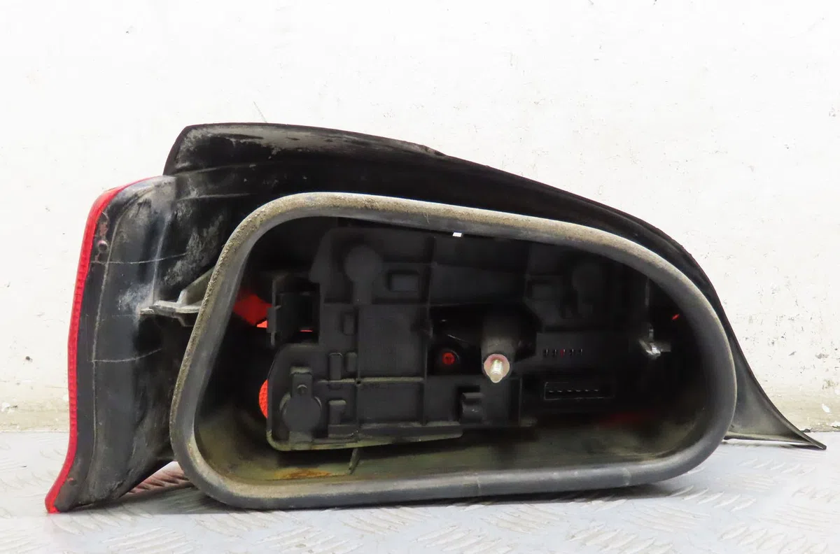 Feu arrière droit Citroen SAXO (S0, S1) 1.1 x, sx (1996-2003) 5 portes occasion