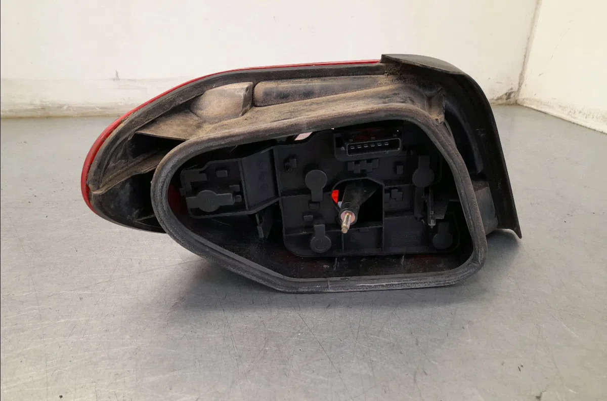 Feu arrière droit Citroen XSARA Coupé (N0) 1.6 16v (2000-2005) occasion