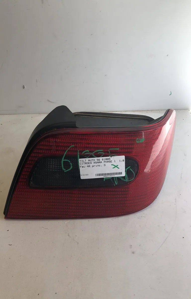Feu arrière droit Citroen XSARA (N1) 1.8 i (1997-2000) occasion