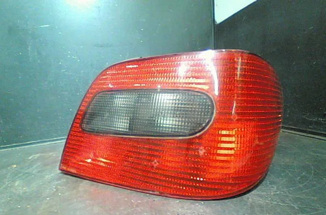 Feu arrière droit Citroën XSARA (N1) 2.0 hdi 90 (1999-2005) occasion