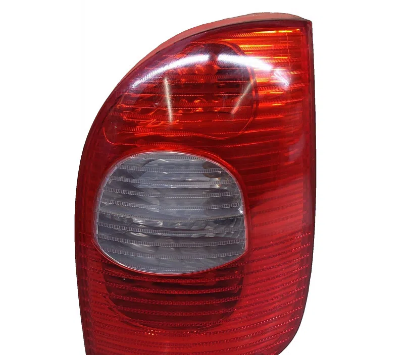 FEU ARRIERE DROIT CITROEN XSARA PICASSO 00006351T2