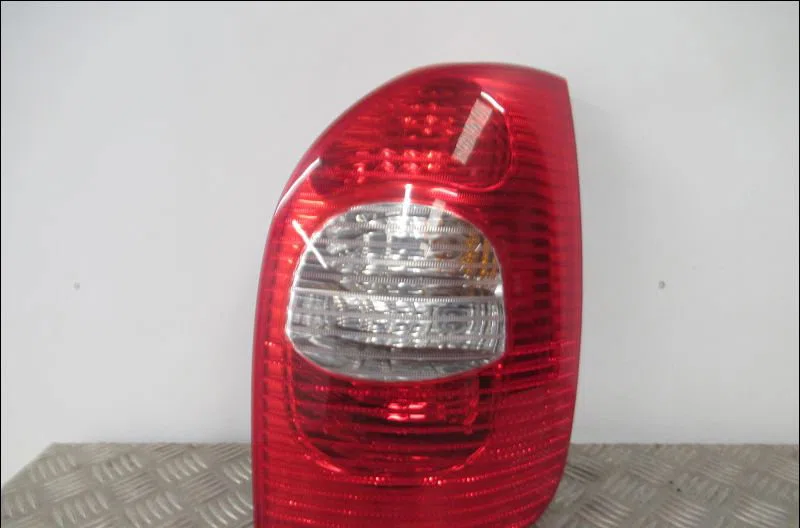 Feu arrière droit Citroen XSARA PICASSO (N68) 1.6 (1999-2010) occasion