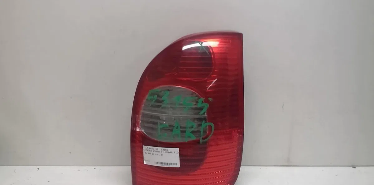 Feu arrière droit Citroen XSARA PICASSO (N68) 2.0 hdi (1999-2011) 5 portes occasion