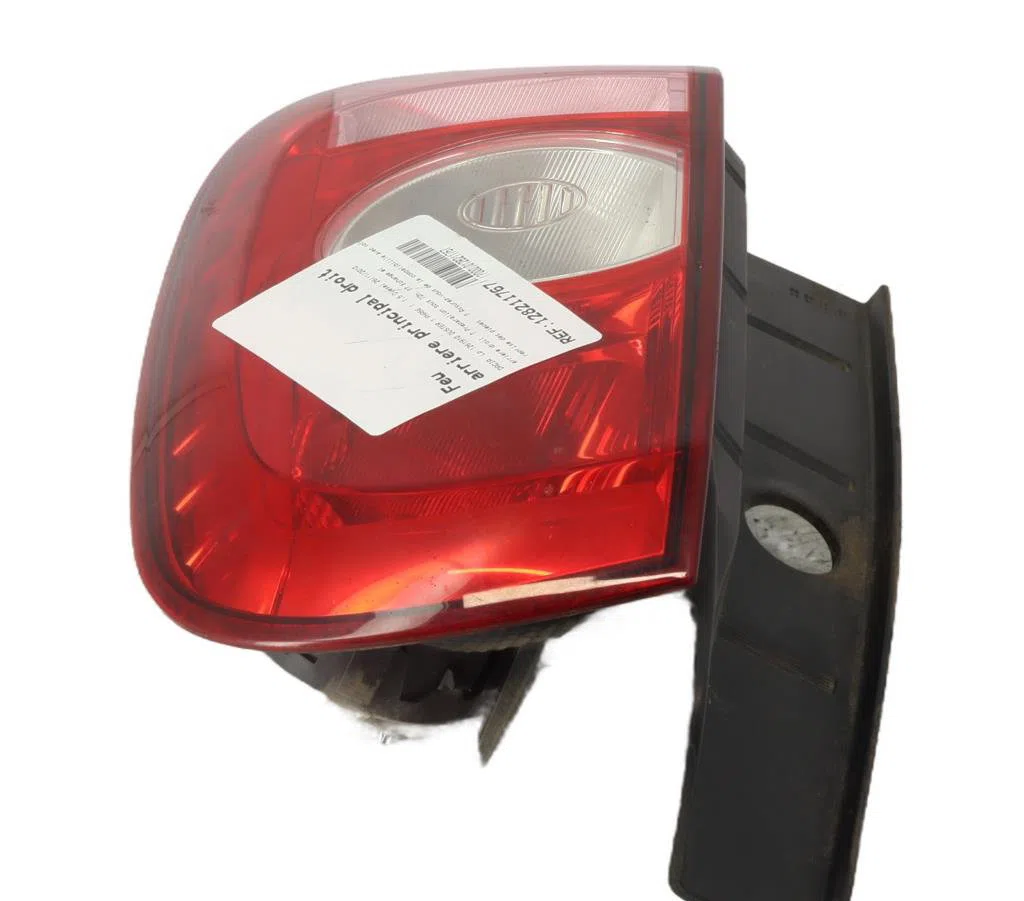Feu arrière droit Dacia DUSTER (HS_) 1.5 dci (hsmc) (2010-2018) occasion