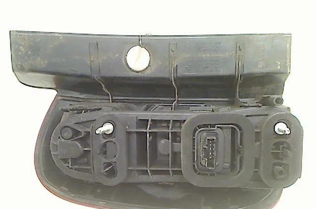 Feu arrière droit Dacia DUSTER (HS_) 1.5 dci (hsmc) (2010-2018) occasion