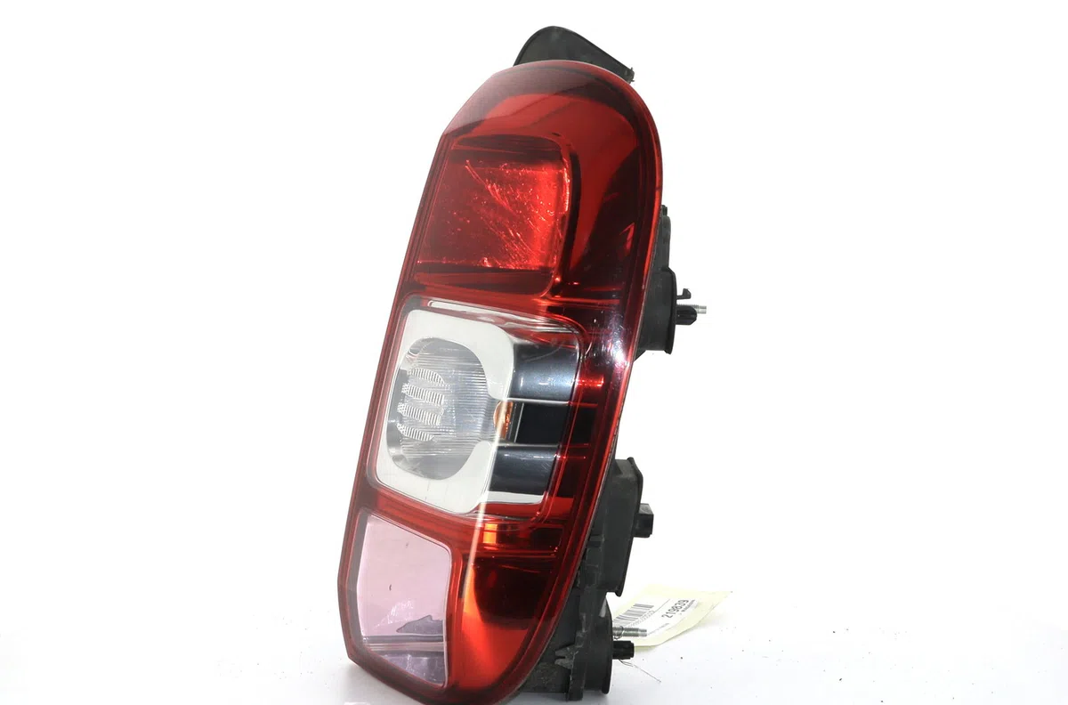 Feu arrière droit Dacia DUSTER (HS_) 1.6 16v lpg (2011-2018) occasion