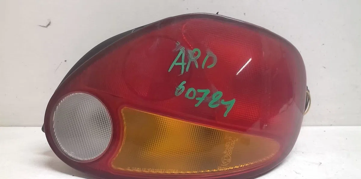 Feu arrière droit Daewoo MATIZ (M100, M150) 0.8 (1998) 5 portes occasion
