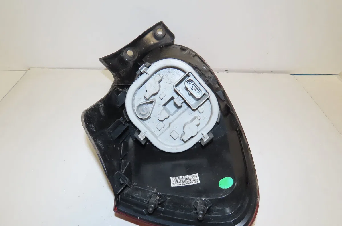 Feu arrière droit Fiat BRAVO II (198_) 1.4 (198axa1b) (2007-2014) occasion