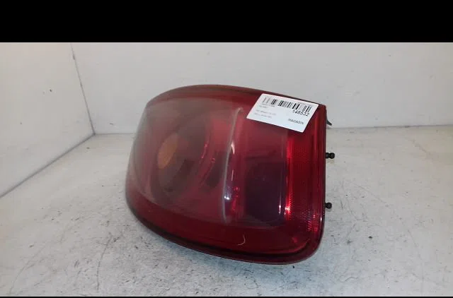 Feu arrière droit Fiat BRAVO II (198_) 1.9 d multijet (198axb1a) (2007-2014) occasion