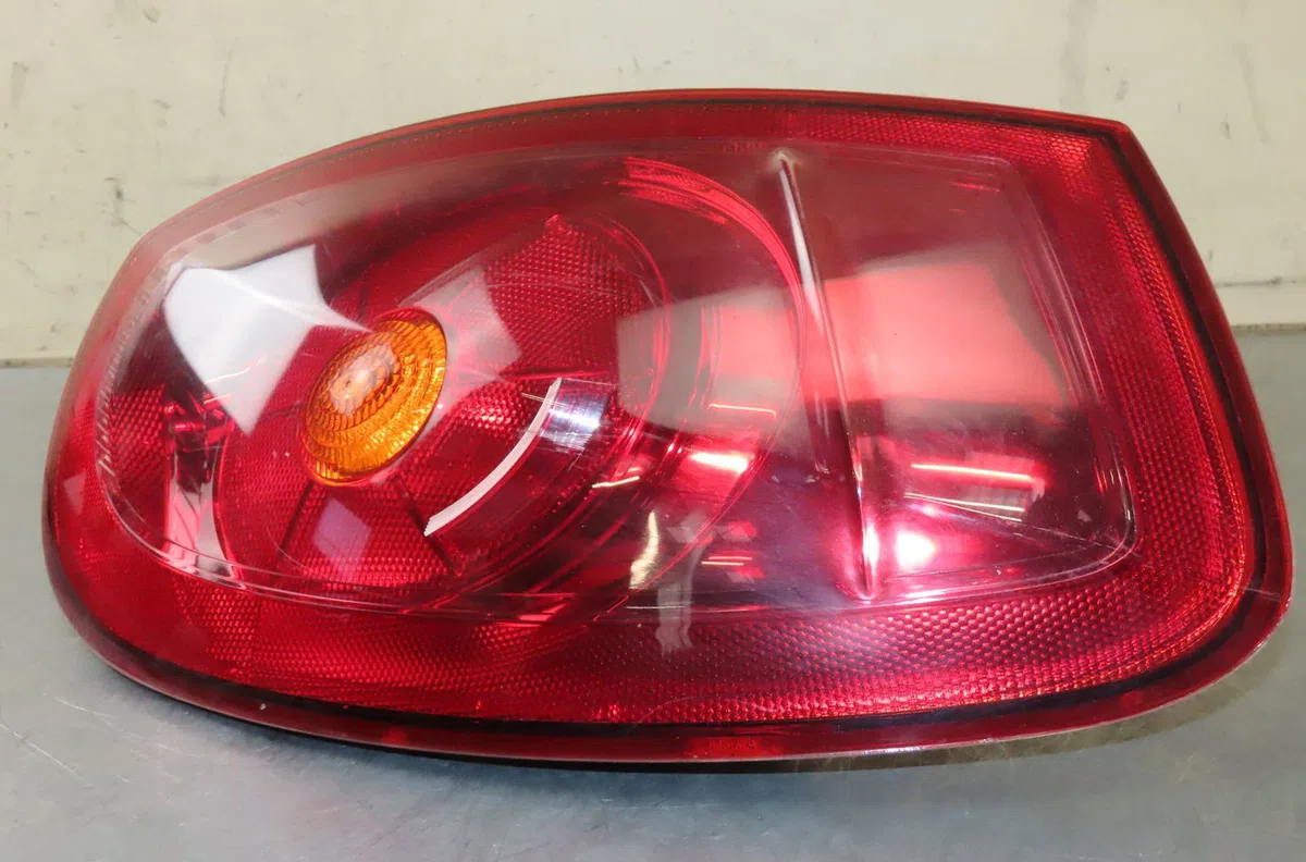 Feu arrière droit FIAT BRAVO occasion