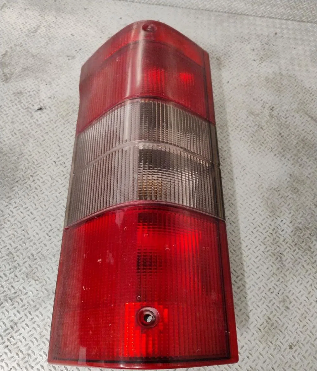 Feu arrière droit Fiat DUCATO Camionnette (230_) 2.5 d (1994-2002) occasion