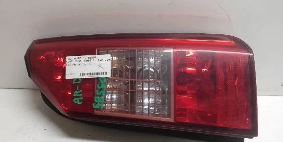 Feu arrière droit Fiat IDEA (350_) 1.3 d multijet (2004) occasion