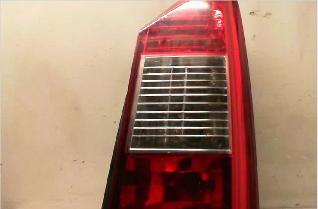Feu arrière droit Fiat IDEA (350_) 1.3 d multijet (2004) occasion