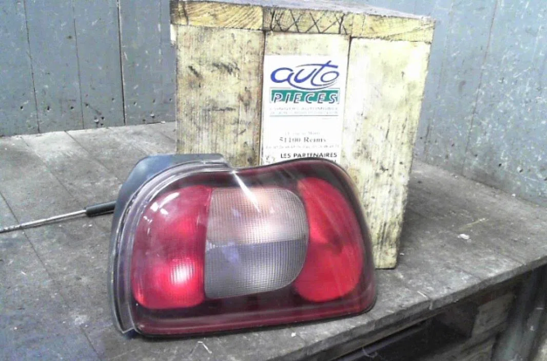 Feu arrière droit Fiat MAREA (185_) 1.8 115 16v (1996-2002) occasion