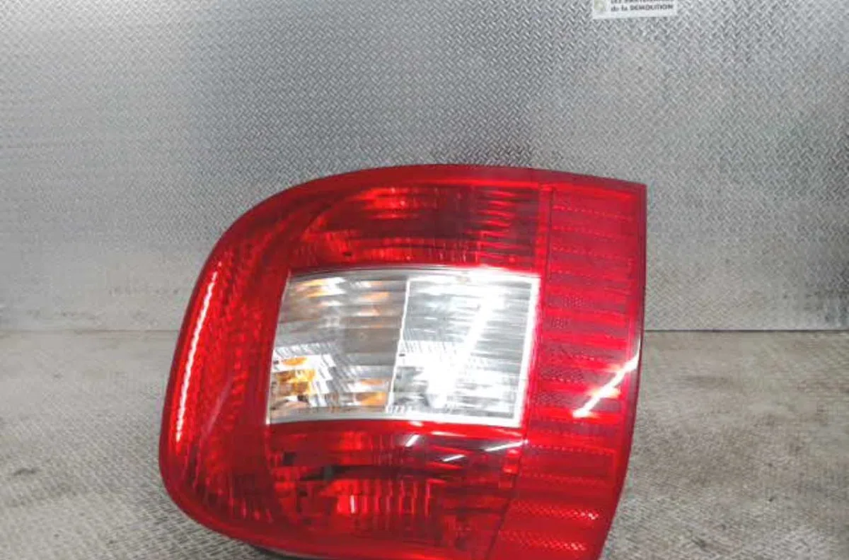 Feu arrière droit FIAT MULTIPLA  MULTIPLA PHASE 1 occasion
