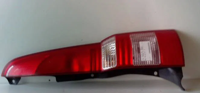 Feu arrière droit Fiat PANDA (169_) 1.1 (169.axa1a) (2003) occasion