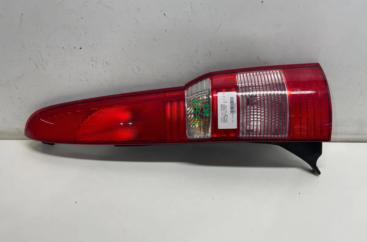 Feu arrière droit Fiat PANDA (169_) 1.2 (169.axb11, 169.axb1a) (2003) 5 portes occasion