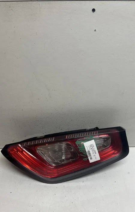 Feu arrière droit Fiat PUNTO EVO (199_) 1.3 d multijet (199axc1a, 199bxc1a, 199axt1a, 199bxt1a) (2009-2012) 3 portes occ