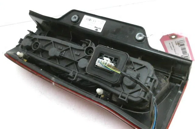 Feu arrière droit Fiat QUBO (225_) 1.3 d multijet (225cxb1a, 225axb1a, 225cxb11, 225axb11,... (2008) occasion
