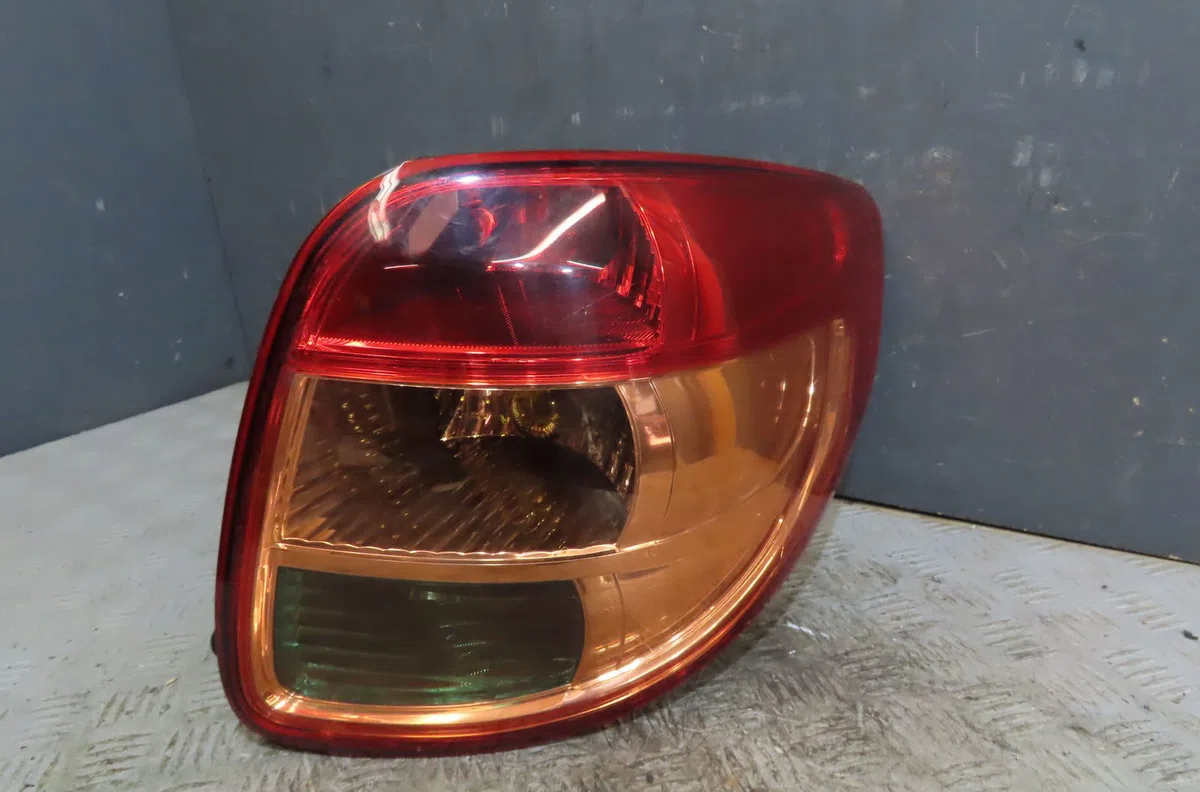 Feu arrière droit Fiat SEDICI (189_) 1.9 d multijet (2006-2011) occasion