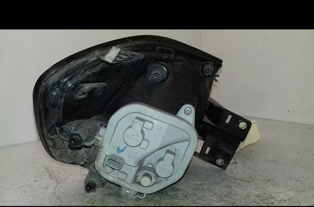 Feu arrière droit Fiat TIPO Break (356_, 357_) 1.6 d (356wxg1b) (2016-2020) occasion