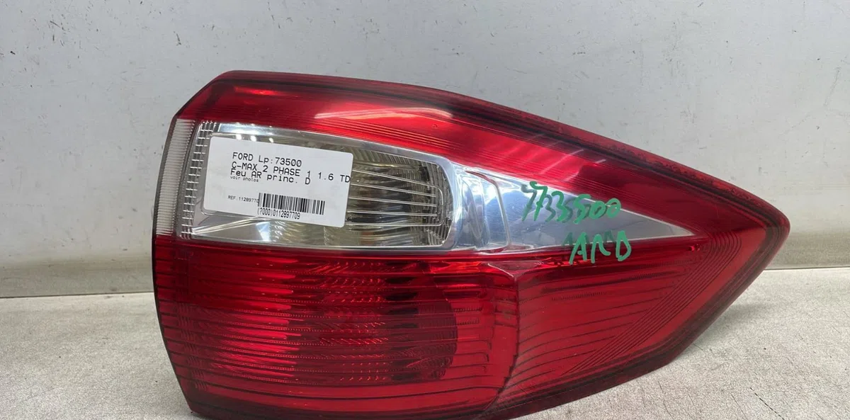 Feu arrière droit FORD C-MAX 2 PHASE 1 occasion