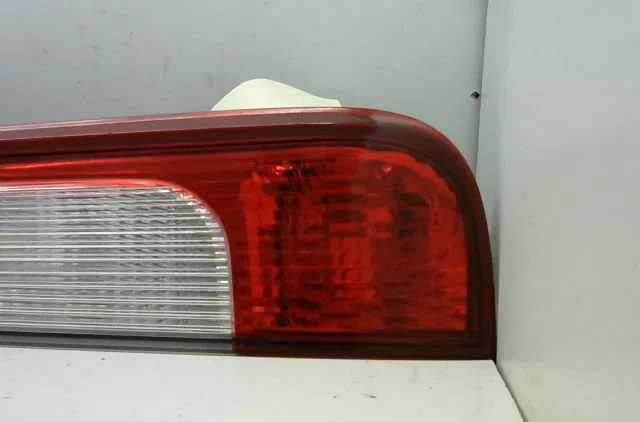 Feu arrière droit Ford C-MAX (DM2) 1.8 tdci (2007-2010) 5 portes occasion